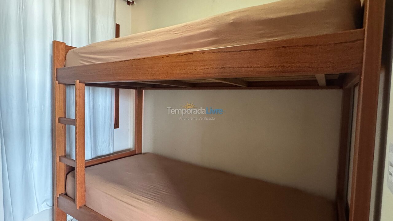 Apartamento para aluguel de temporada em Florianópolis (Jurere Tradicional)
