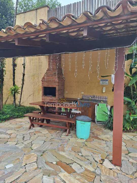 Casa para aluguel de temporada em São Sebastião (Camburi)