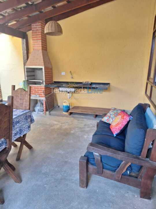 Casa para aluguel de temporada em São Sebastião (Camburi)