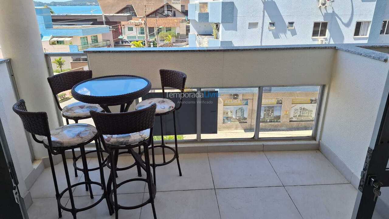 Apartamento para aluguel de temporada em Bombinhas (Praia de Zimbros)