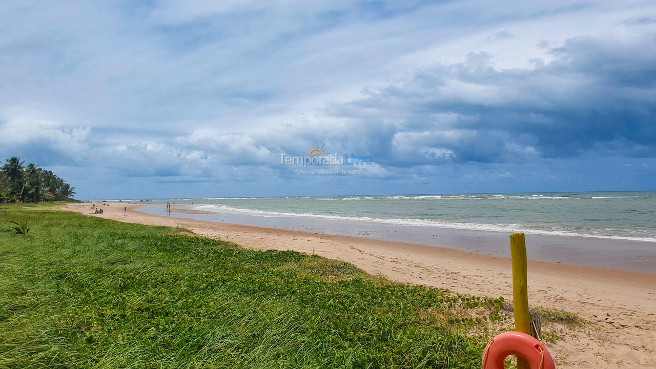 Casa para aluguel de temporada em Camaçari (Praia de Guarajuba)