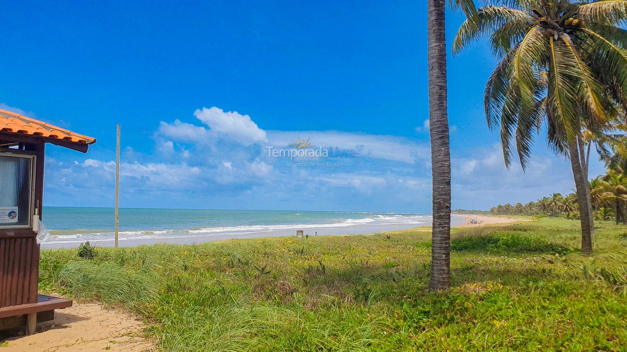 Casa para aluguel de temporada em Camaçari (Praia de Guarajuba)