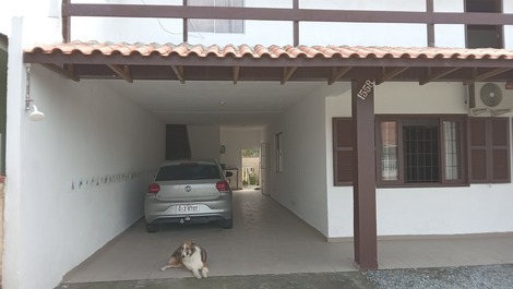 ¡Gran casa! con 3 habitaciones en São Francisco do Sul en Enseada.