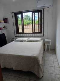 ¡Gran casa! con 3 habitaciones en São Francisco do Sul en Enseada.