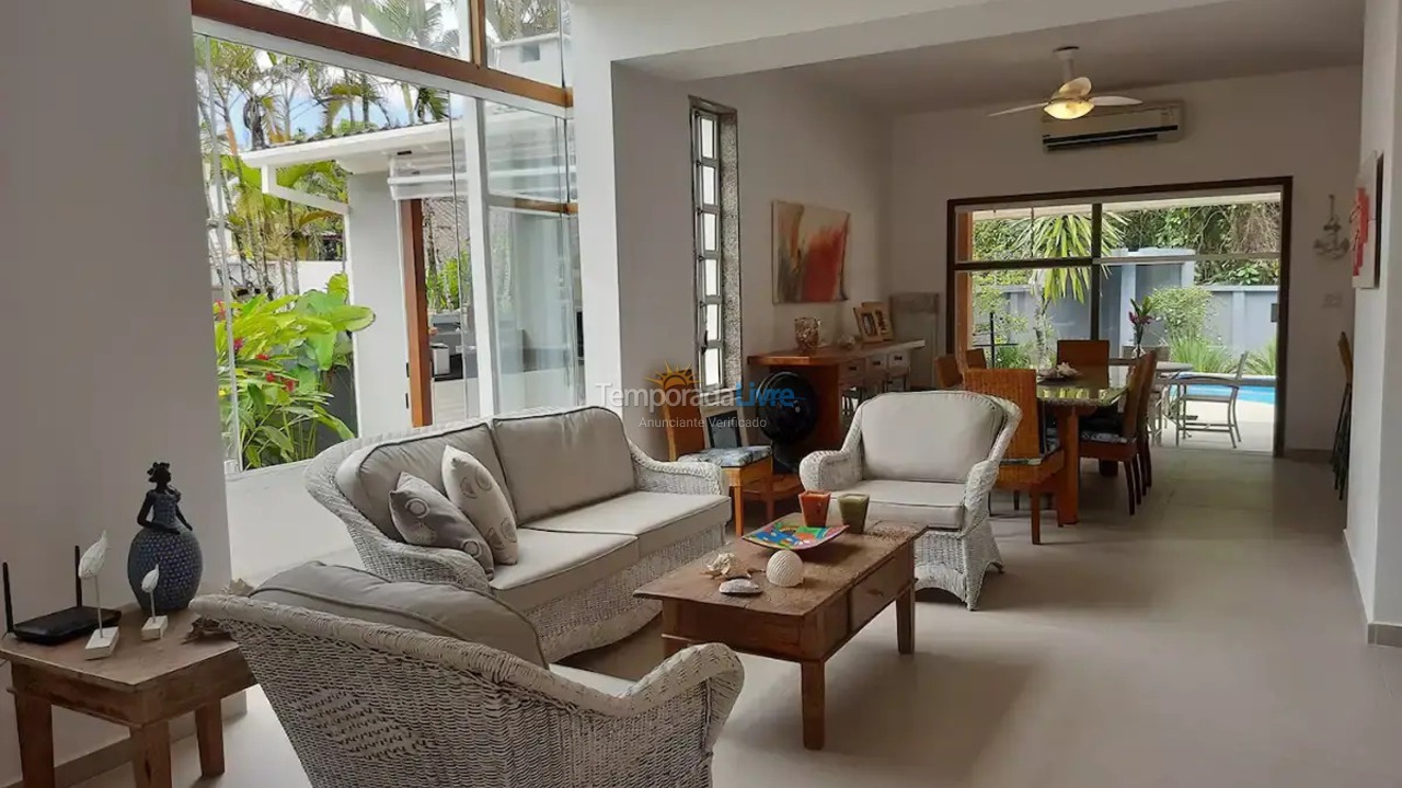 Casa para aluguel de temporada em São Sebastião (Praia da Baleia)