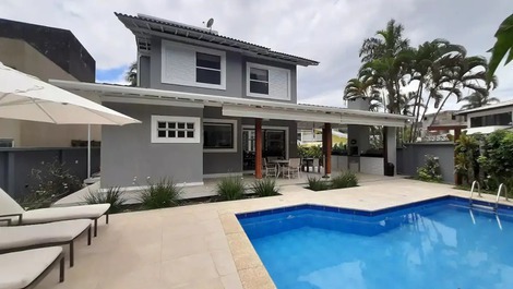 Casa para alugar em São Sebastião - Praia da Baleia
