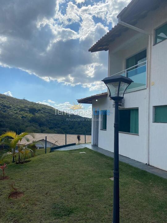 Casa para aluguel de temporada em Capitólio (Escarpas do Lago)