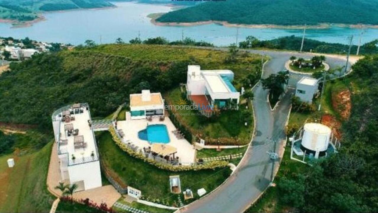 Casa para aluguel de temporada em Capitólio (Escarpas do Lago)