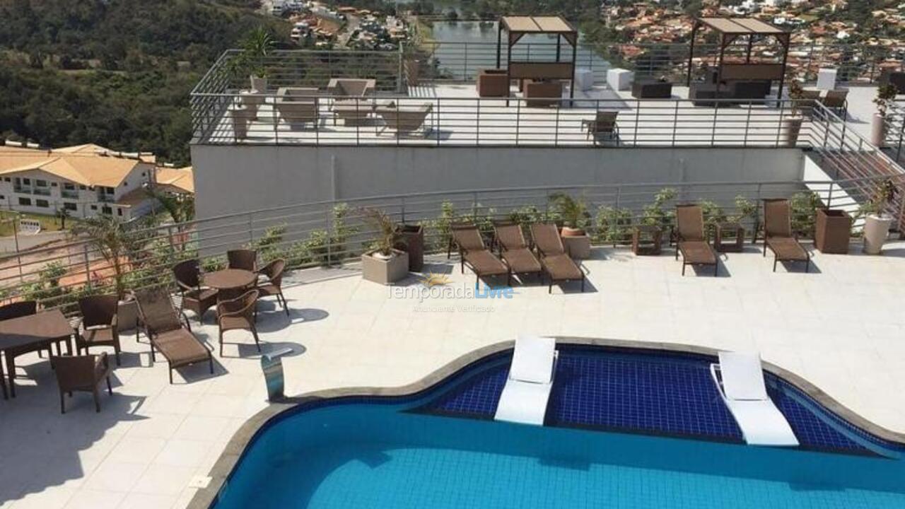 Casa para aluguel de temporada em Capitólio (Escarpas do Lago)