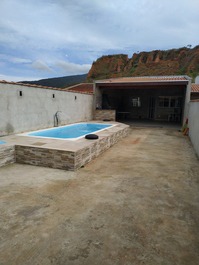 Casa em Ubatuba com piscina - 2 quartos