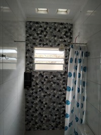 Casa em Ubatuba com piscina - 2 quartos