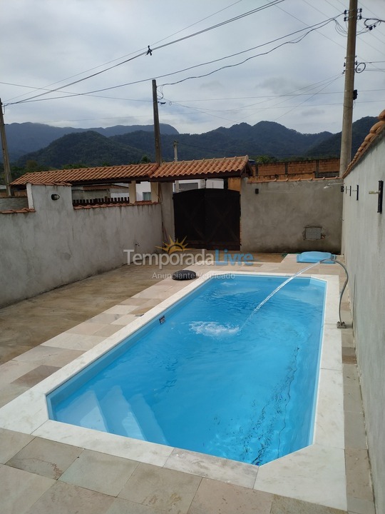 Casa para aluguel de temporada em Ubatuba (Maranduba)