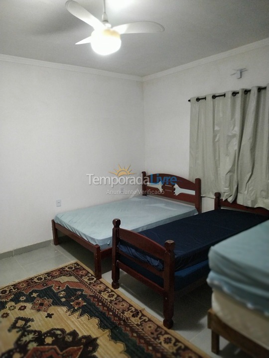 Casa para aluguel de temporada em Ubatuba (Maranduba)