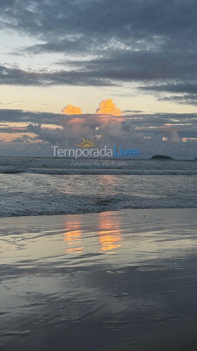 Apartment for vacation rental in Ubatuba (Praia das Toninhas)