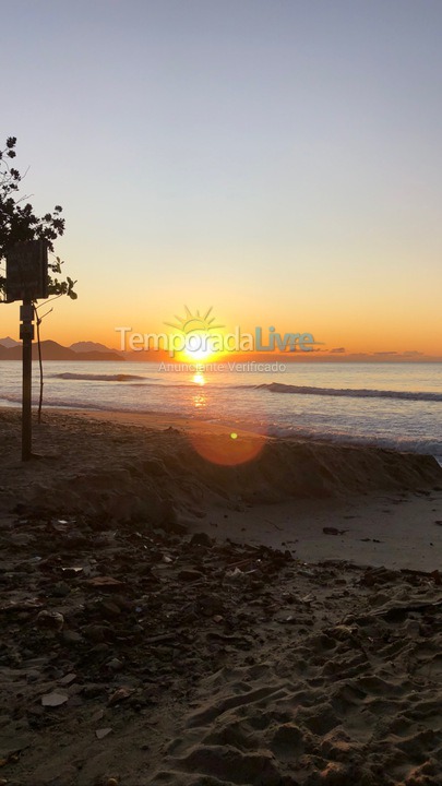 Apartment for vacation rental in Ubatuba (Praia das Toninhas)