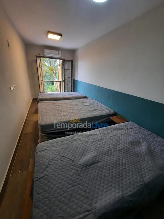 Casa para alquiler de vacaciones em Guarujá (Jardim Enseada)