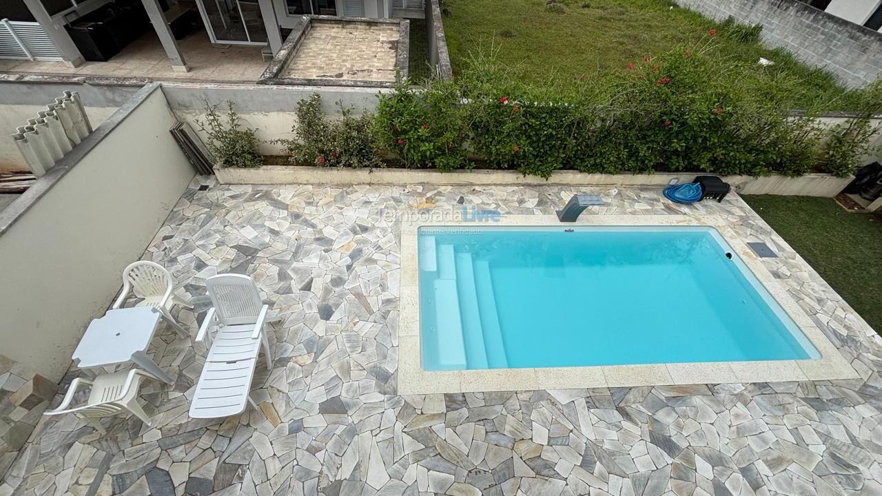 Casa para aluguel de temporada em Ubatuba (Lagoinha)