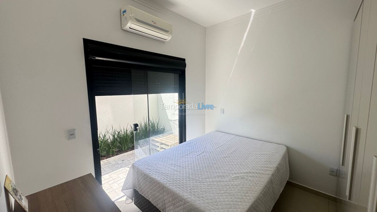 Apartment for vacation rental in Florianopolis (Praia dos Ingleses)