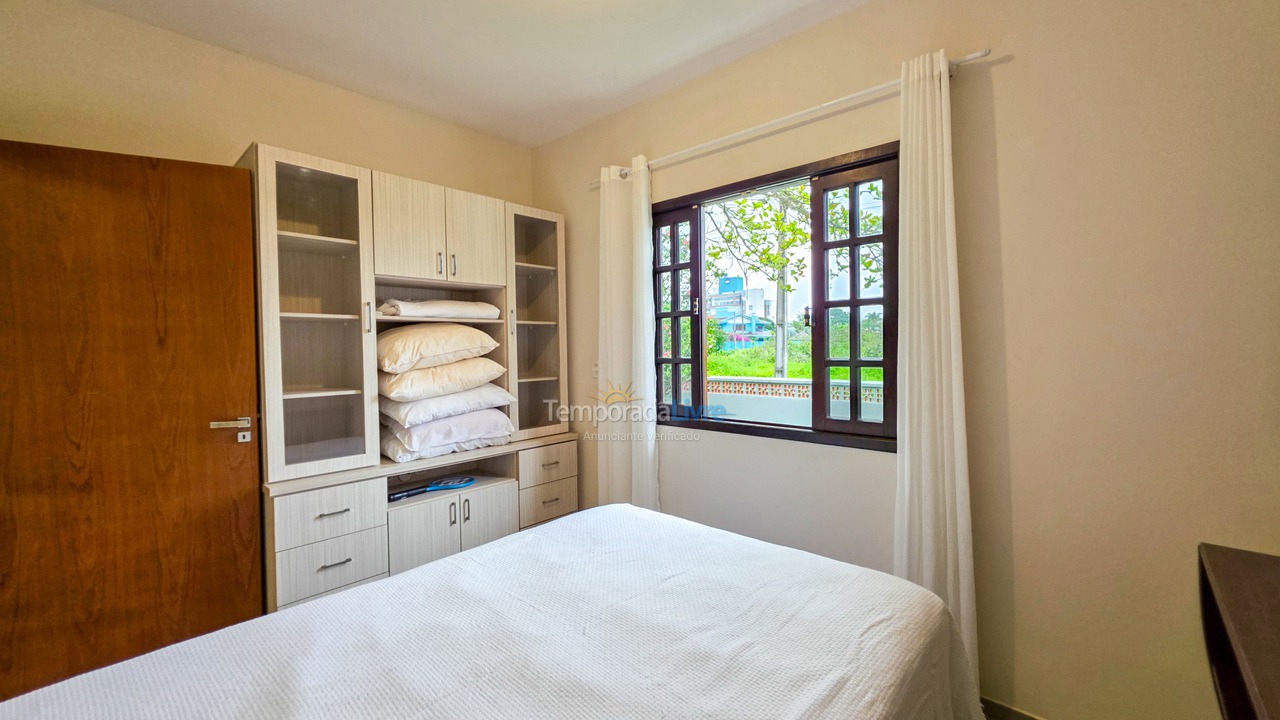 Casa para alquiler de vacaciones em São Francisco do Sul (Itaguaçu)