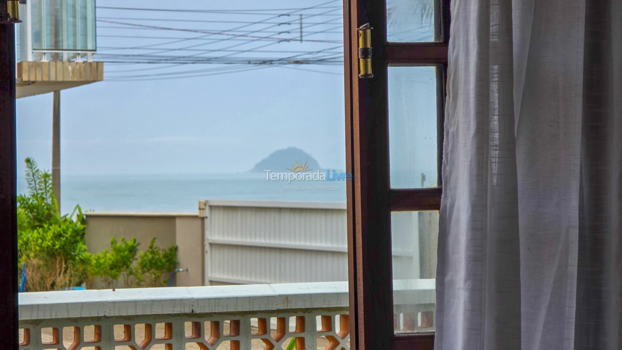 Casa para alquiler de vacaciones em São Francisco do Sul (Itaguaçu)