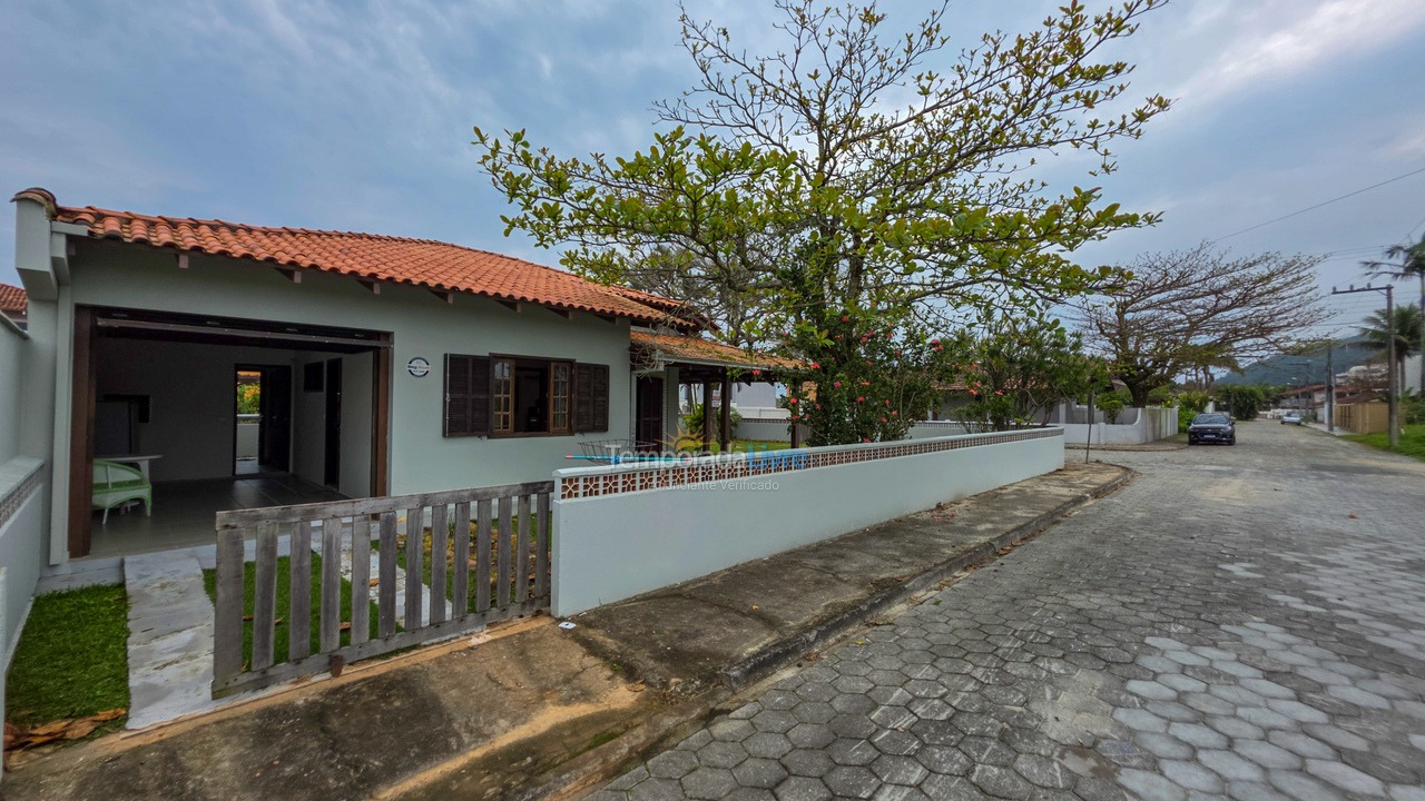 Casa para alquiler de vacaciones em São Francisco do Sul (Itaguaçu)