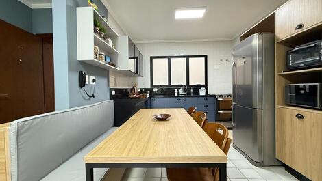 BEAUTIFUL 3 BEDROOM APARTMENT STEPS FROM THE SEA