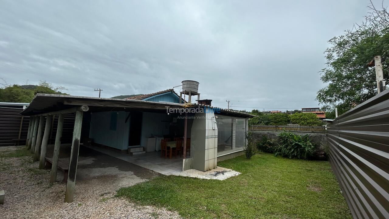 House for vacation rental in Garopaba (Praia da Gamboa)