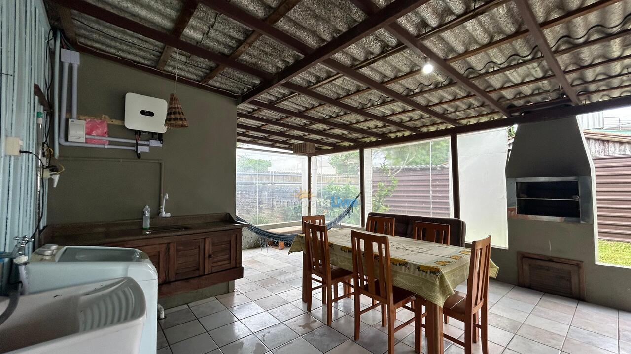 House for vacation rental in Garopaba (Praia da Gamboa)