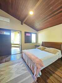 Venha conhecer a Casa Vila Vitória a 50m da praia