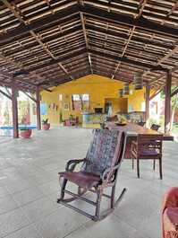 Venha conhecer a Casa Vila Vitória a 50m da praia