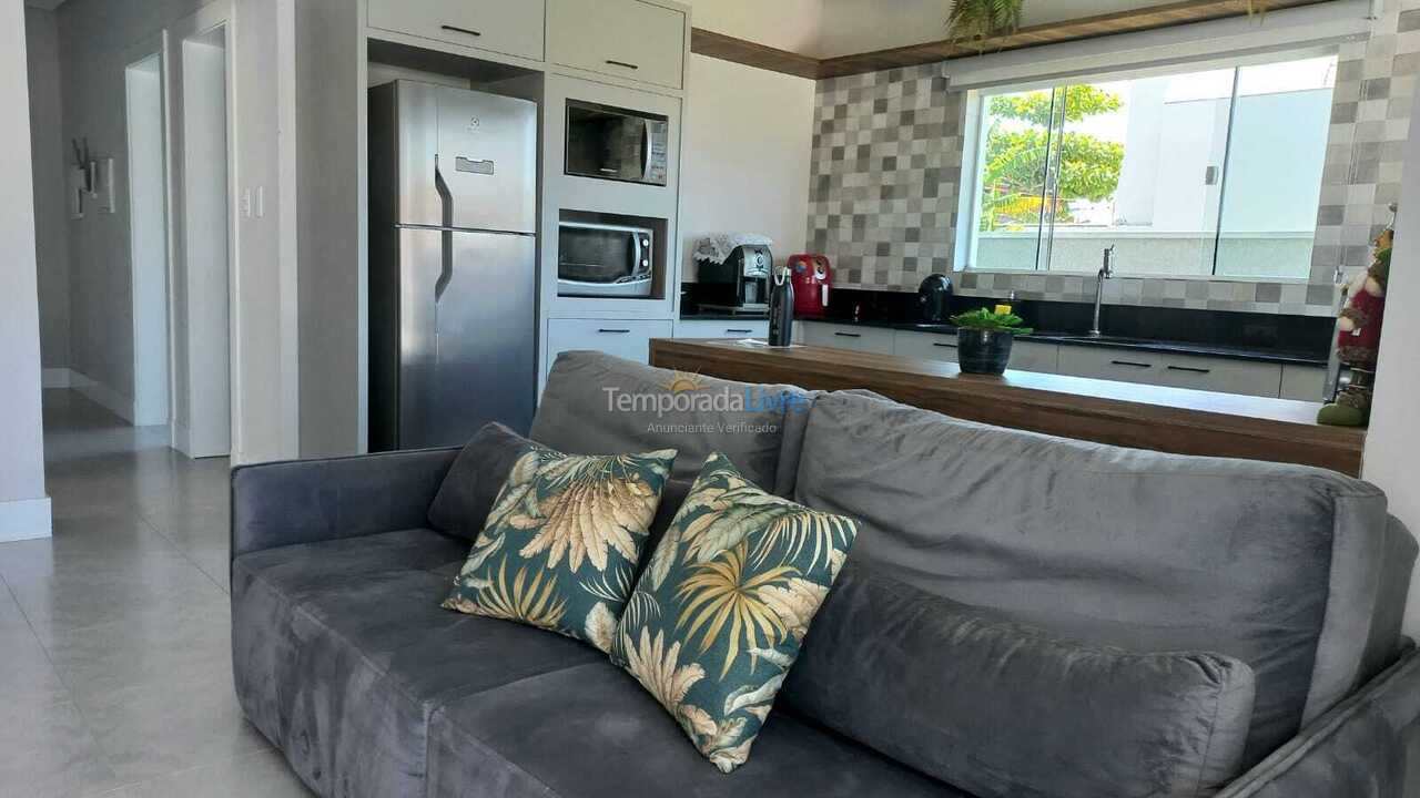 Casa para aluguel de temporada em Bombinhas (Mariscal)