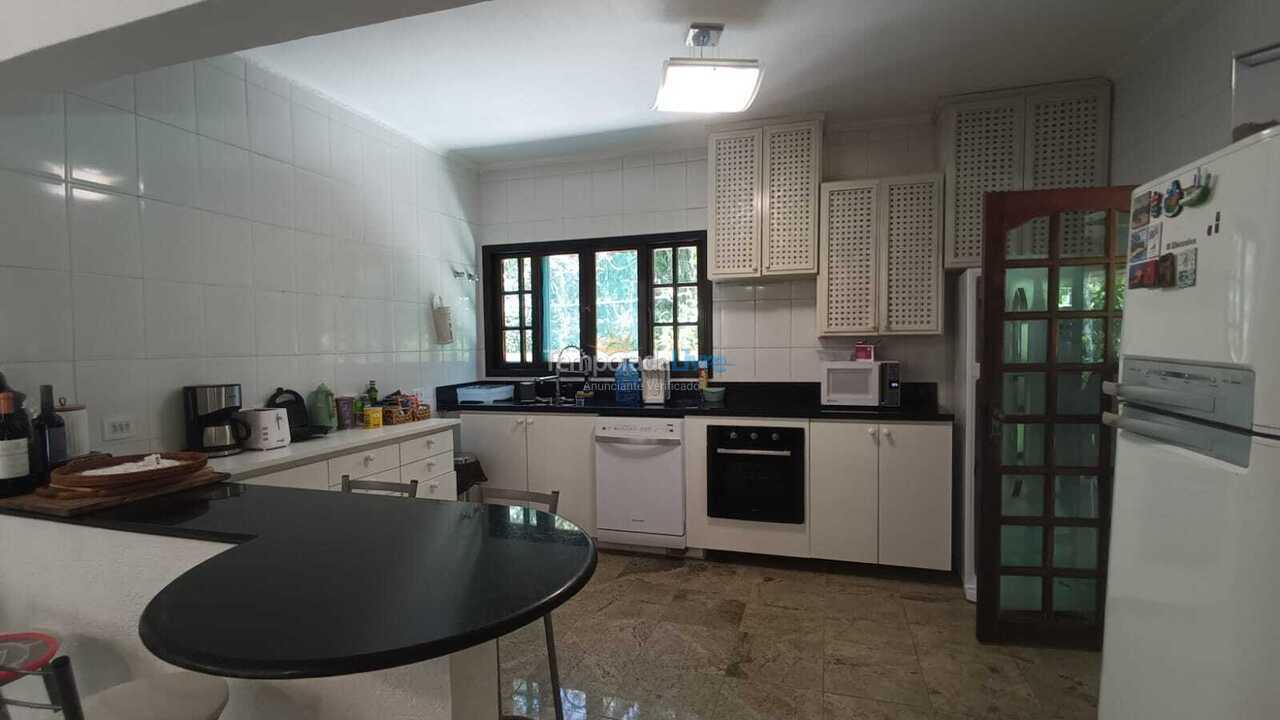 House for vacation rental in São Sebastião (Condomínio Aldeia da Baleia)