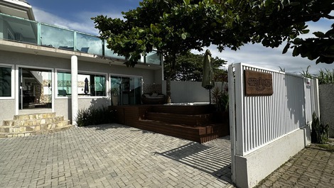 Seafront refuge, Jacuzzi, Swimming pool, 4 bedrooms