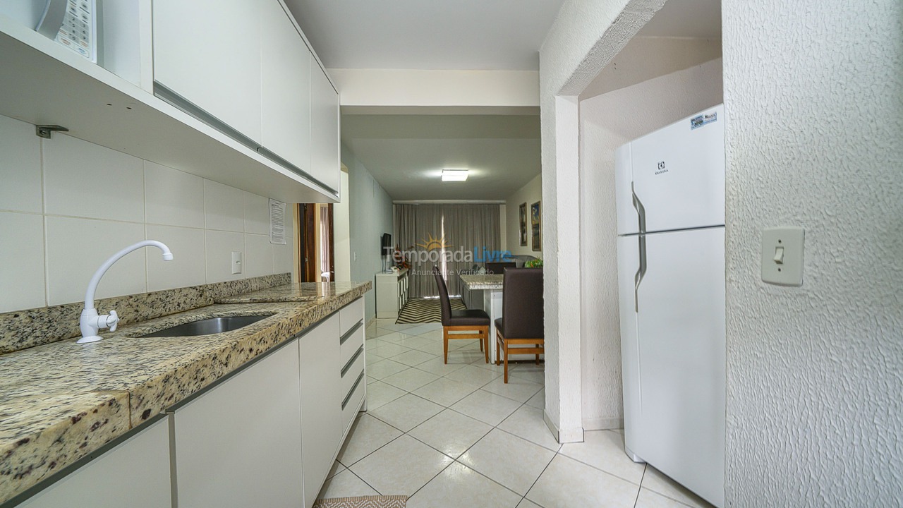 Apartment for vacation rental in Bombinhas (Canto Grande)