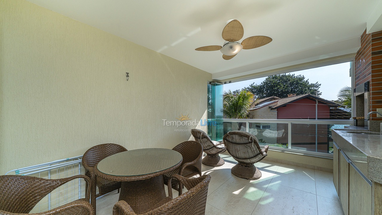 Apartment for vacation rental in Bombinhas (Praia da Lagoinha)