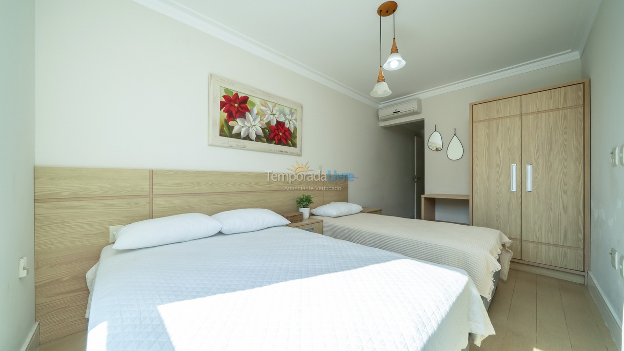 Apartment for vacation rental in Bombinhas (Praia da Lagoinha)