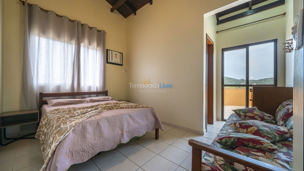 Apartment for vacation rental in Bombinhas (Bombinhas Centro)