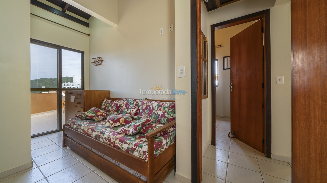 Apartment for vacation rental in Bombinhas (Bombinhas Centro)