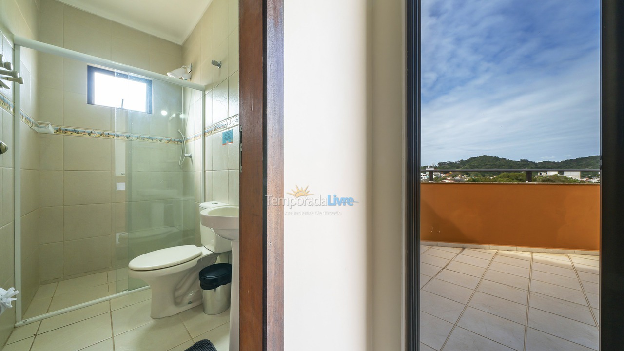 Apartment for vacation rental in Bombinhas (Bombinhas Centro)