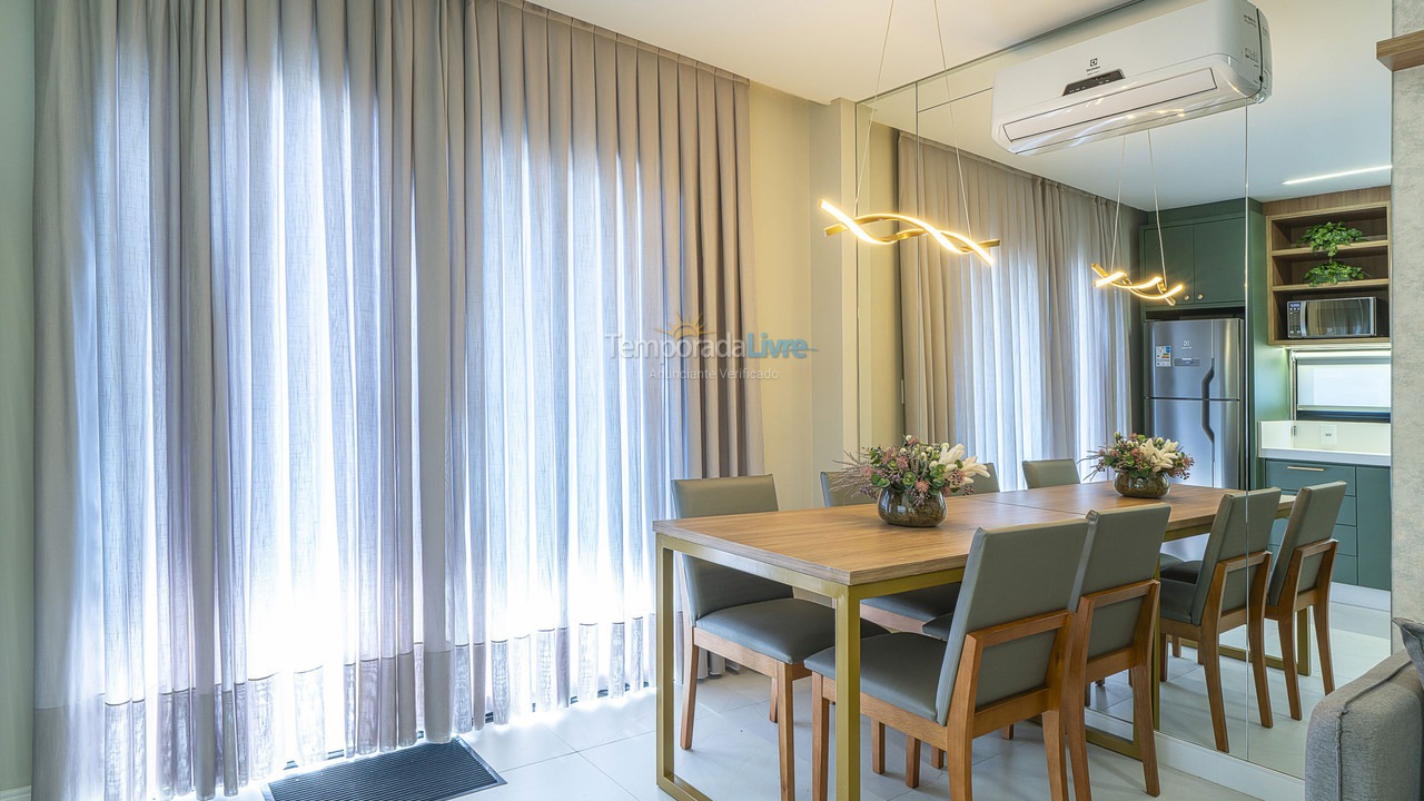 Apartamento para alquiler de vacaciones em Bombinhas (Praia de Bombas)