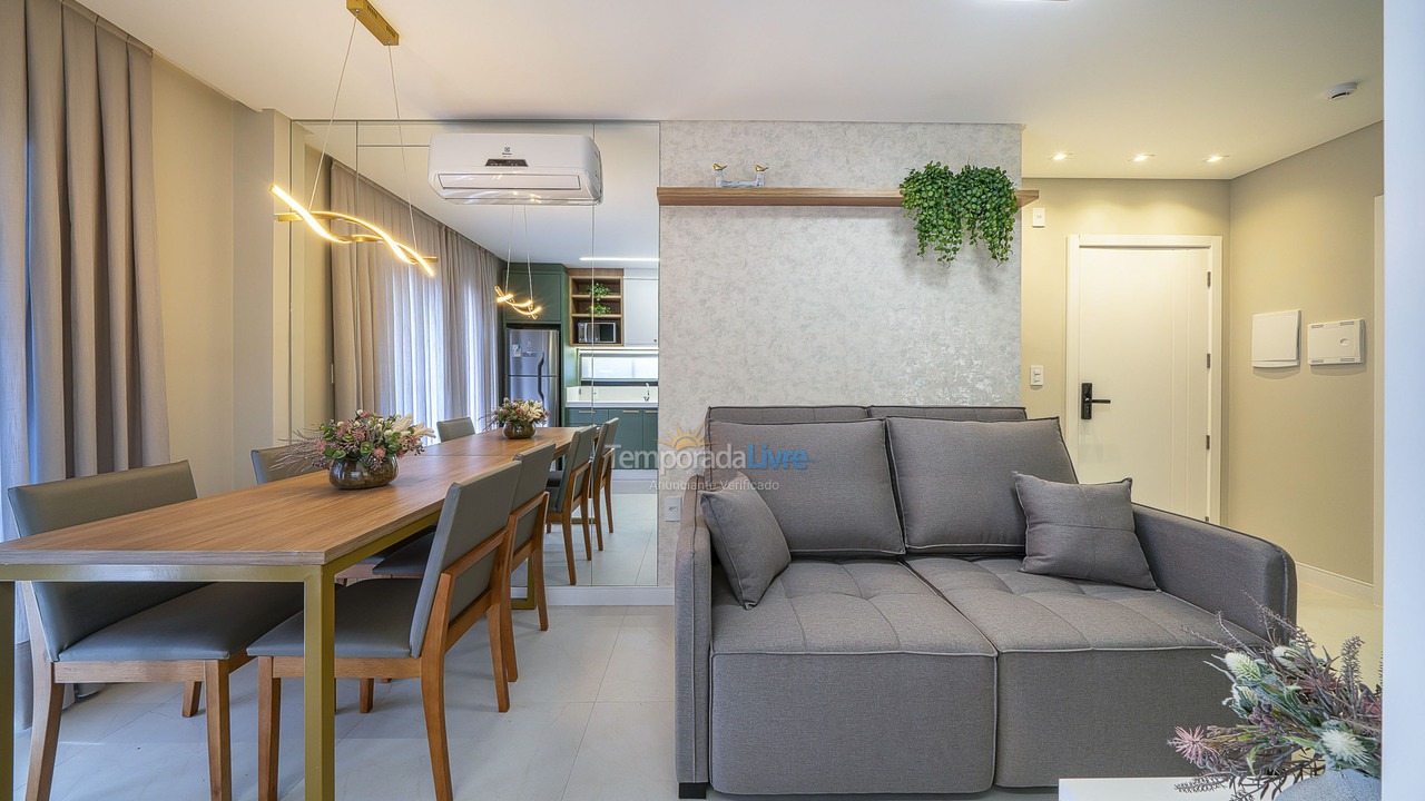 Apartamento para alquiler de vacaciones em Bombinhas (Praia de Bombas)