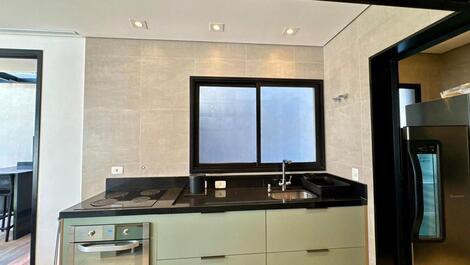 House 30 meters from Juquehy beach with private pool