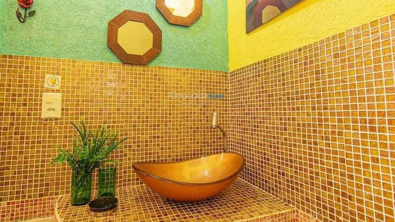 Casa para aluguel de temporada em Ilhabela (Perequê)