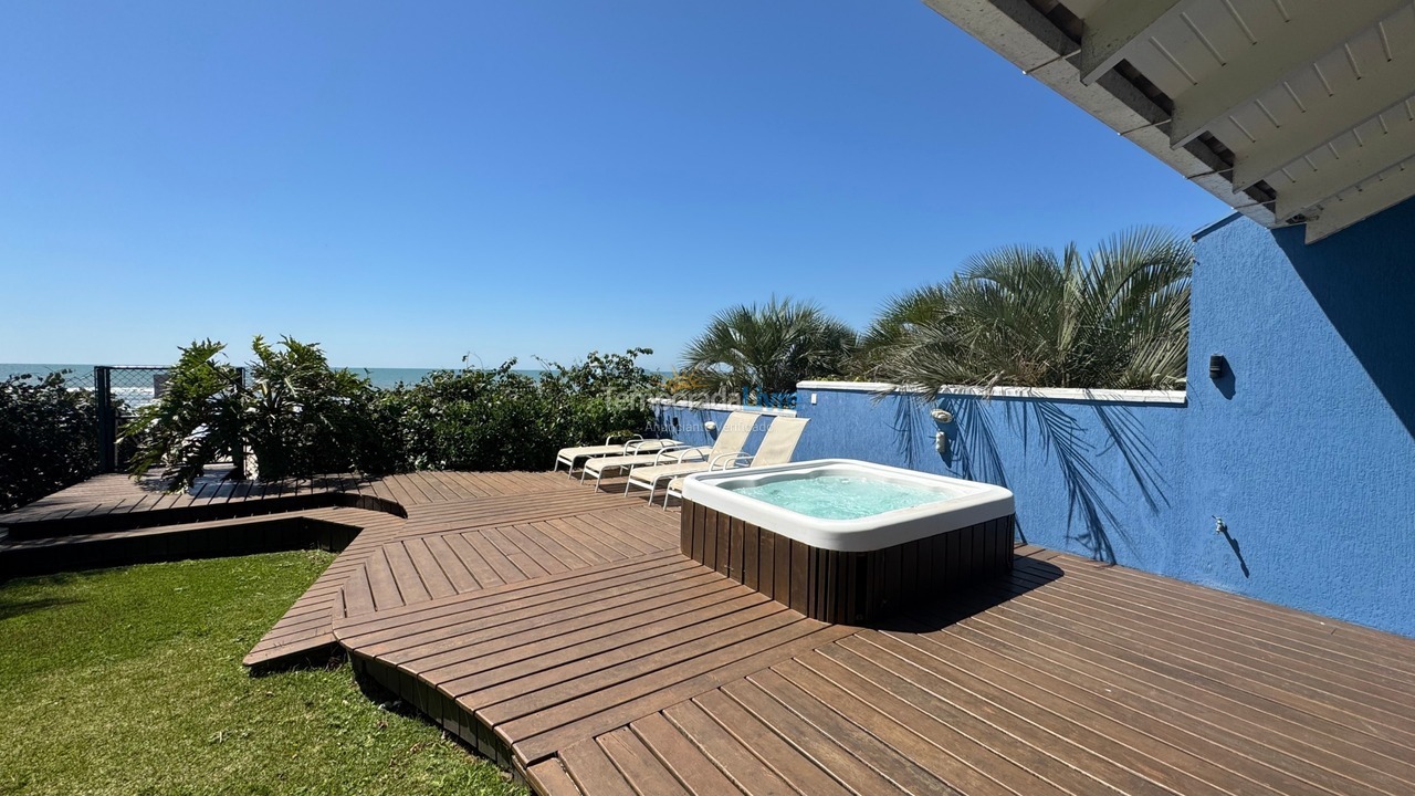 Casa para aluguel de temporada em Bombinhas (Canto Grande)