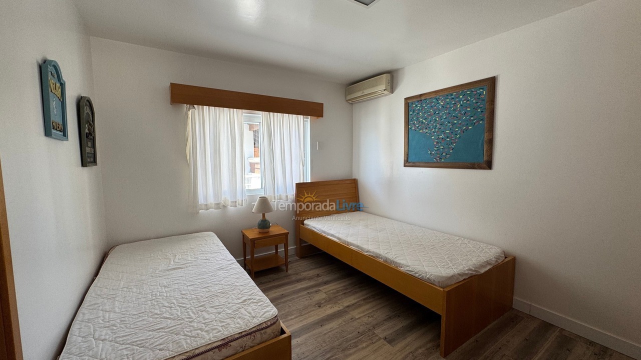 Casa para aluguel de temporada em Bombinhas (Canto Grande)