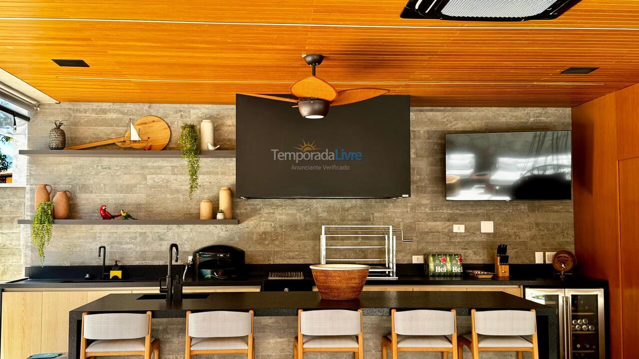 Casa para aluguel de temporada em São Sebastião (Camburi)