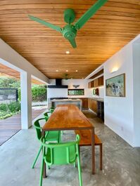 ACOGEDORA CASA EN LA PLAYA DE BALEIA