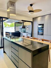 Casa para alugar em São Sebastião - Barra do Sahy