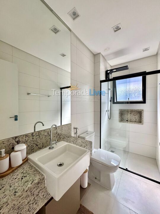 Casa para alquiler de vacaciones em São Sebastião (Barra do Sahy)