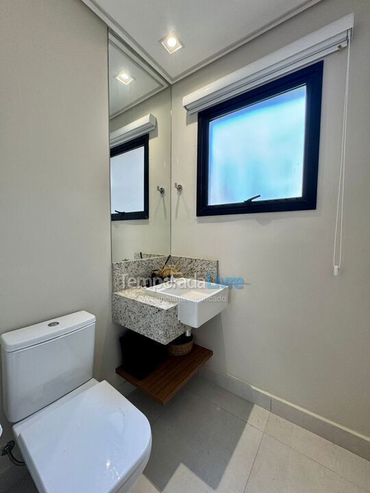 Casa para alquiler de vacaciones em São Sebastião (Barra do Sahy)